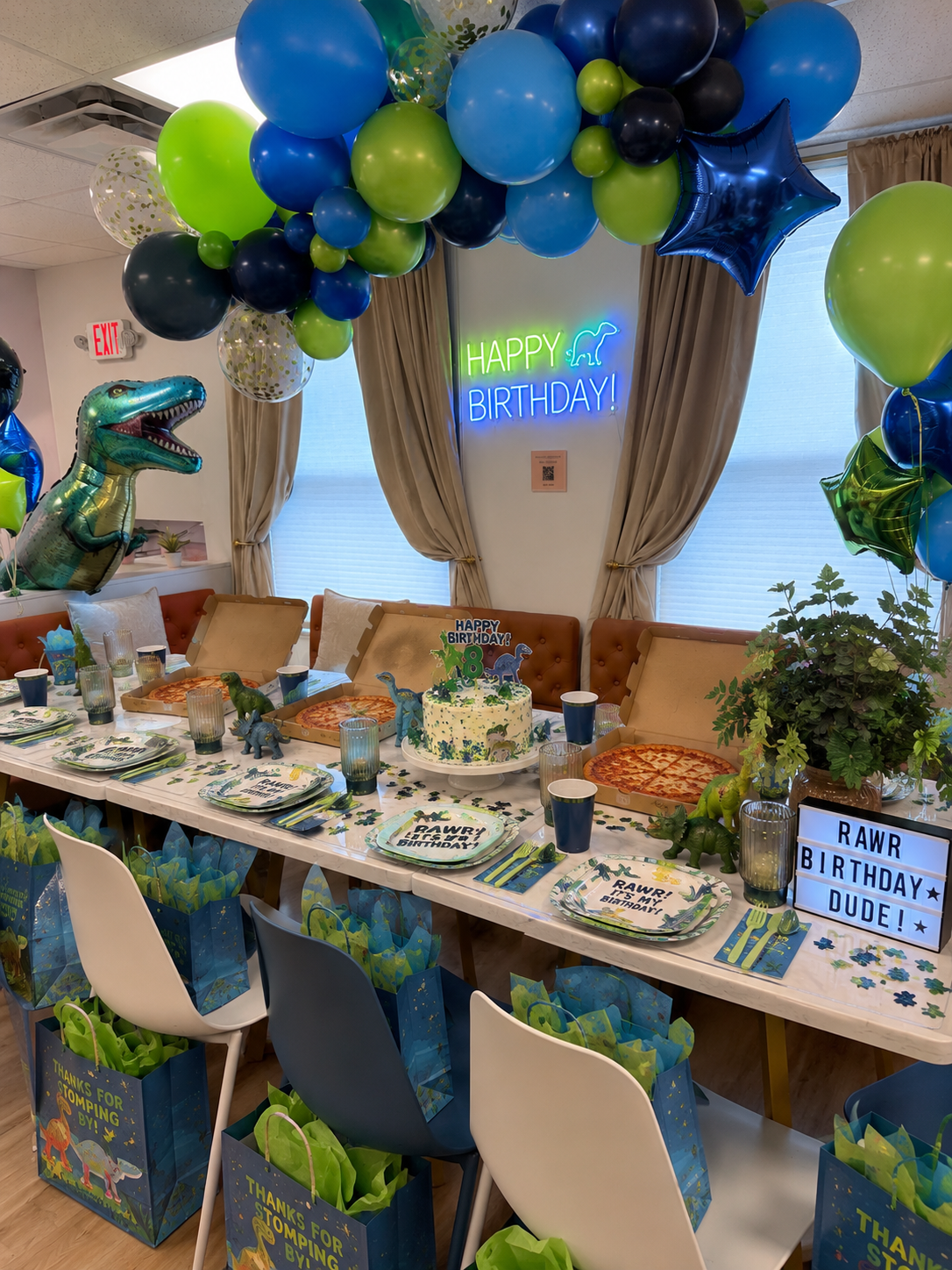 Splatter & Slice Birthday Party Package ($49 pp 10 person minimum)